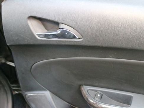 Used 2015 Buick Verano Premium FWD image 11