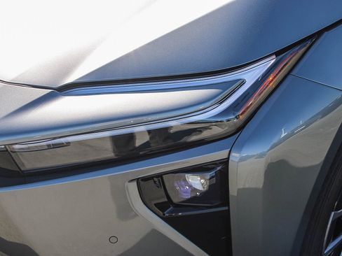 New 2026 Toyota bZ FWD image 5