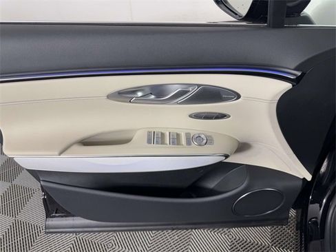 New 2026 Genesis GV70 2.5T Advanced image 16