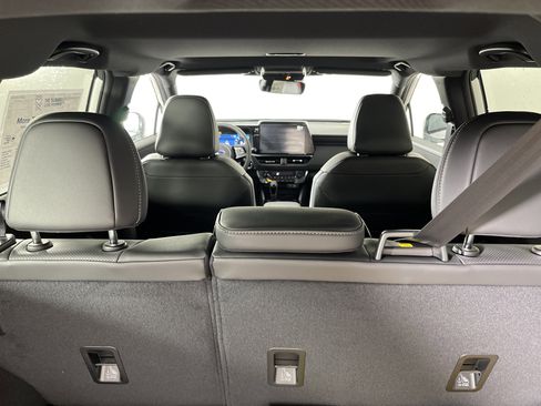 New 2026 Subaru Outback Limited image 16