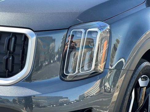 Used 2024 Kia Telluride EX image 56