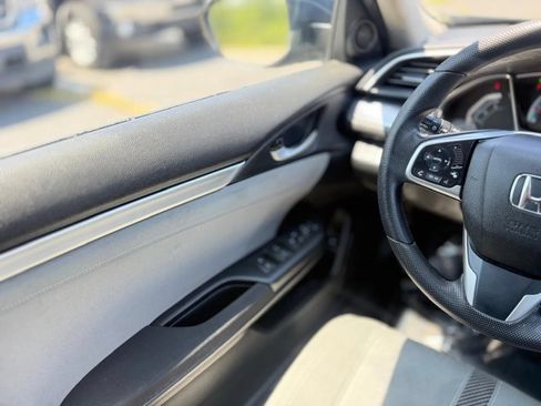Used 2017 Honda Civic EX-T image 21