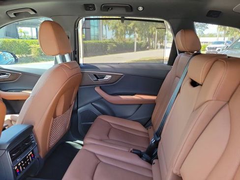 Certified 2025 Audi Q7 2.0T Premium Plus w/ Premium Plus Package image 11