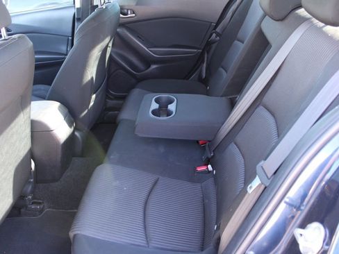 Used 2015 MAZDA MAZDA3 i Touring w/ Technology Package image 24