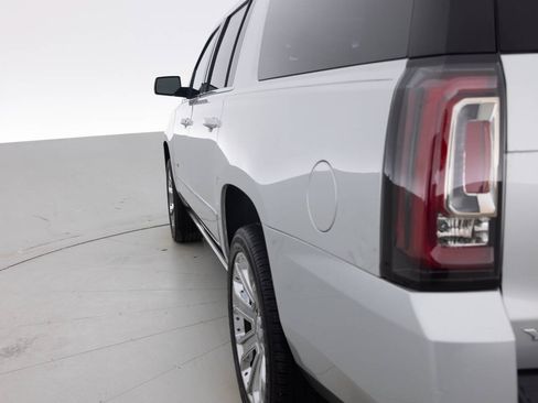 Used 2016 GMC Yukon XL Denali w/ Open Road Package AWD/4WD image 13