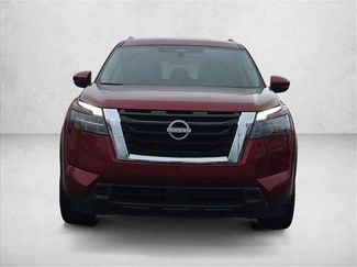Used 2025 Nissan Pathfinder SV FWD video 2