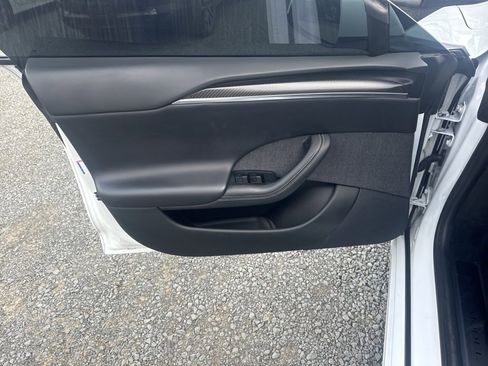 Used 2021 Tesla Model S Plaid image 16