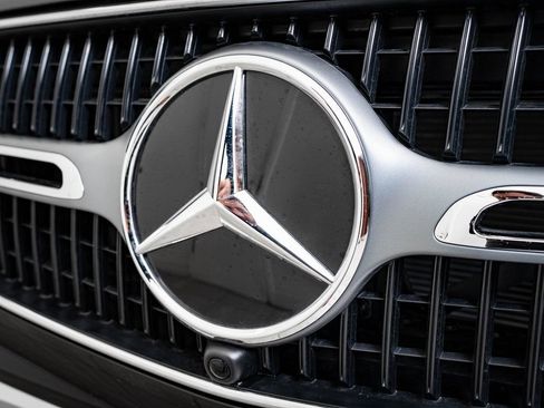 Certified 2026 Mercedes-Benz GLC 300 4MATIC image 3