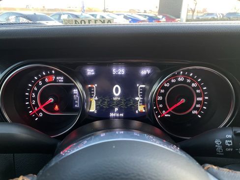 Used 2021 Jeep Wrangler Unlimited Rubicon w/ Trailer Tow Package image 14