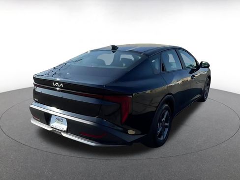 Used 2025 Kia K4 LXS image 16