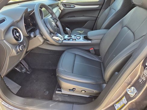 New 2026 Alfa Romeo Stelvio Sprint w/ Convenience Package image 14