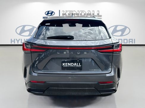 Used 2024 Lexus NX 250 FWD w/ Towing Package (2000 Lbs) image 5