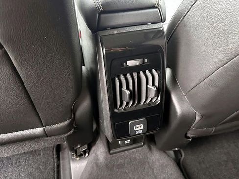 Used 2022 Jeep Compass Limited AWD/4WD image 14
