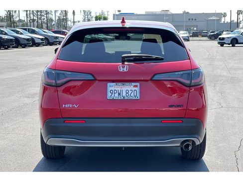 Certified 2025 Honda HR-V Sport image 4