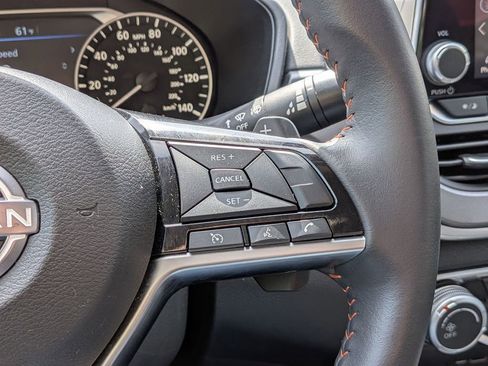 Certified 2023 Nissan Altima 2.5 SR AWD/4WD image 17