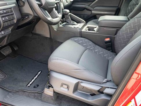 New 2026 Toyota Tacoma SR5 RWD image 10