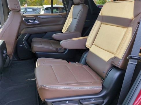 Used 2023 Chevrolet Tahoe High Country w/ Premium Package image 23