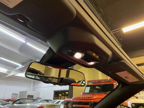 Used 2024 BMW Z4 sDrive30i w/ Premium Package image 40