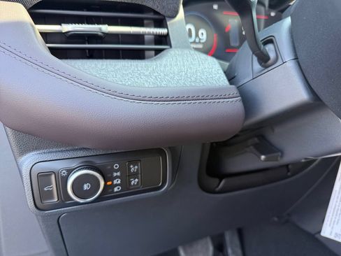New 2026 Ford Explorer Platinum RWD image 21
