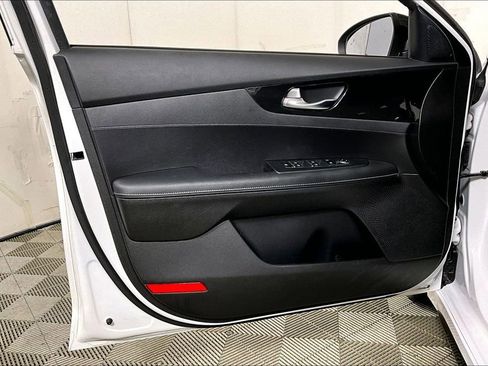 Used 2022 Kia Forte GT-Line w/ GT-Line Technology Package image 22