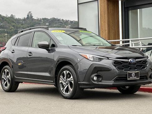 Used 2024 Subaru Crosstrek 2.0i Premium image 9