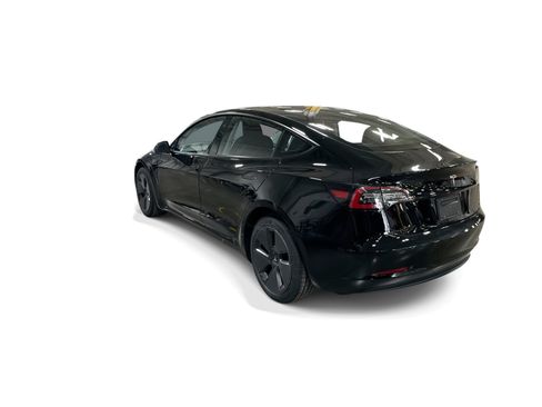 Certified 2023 Tesla Model 3 Standard Range RWD image 4
