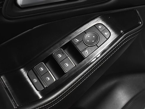 Used 2023 Nissan Rogue SL w/ SL Premium Package image 12