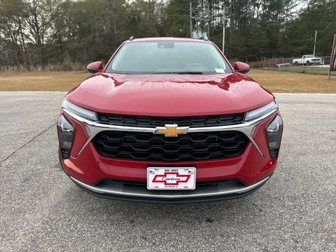 New 2026 Chevrolet Trax LT image 11