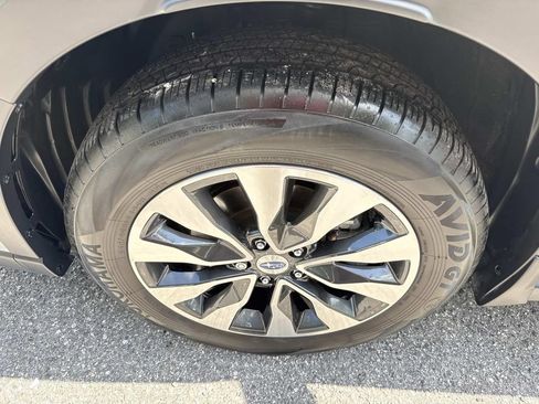 Certified 2025 Subaru Outback Limited w/ Popular Package #2 AWD/4WD image 10