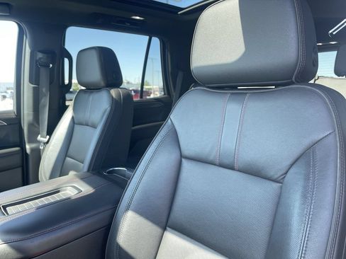Used 2021 Chevrolet Tahoe RST w/ Max Trailering Package AWD/4WD image 18