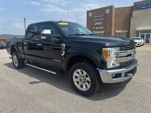 Used 2017 Ford F250 Lariat w/ Chrome Package AWD/4WD image 1
