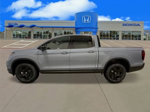 New 2026 Honda Ridgeline Black Edition image 2