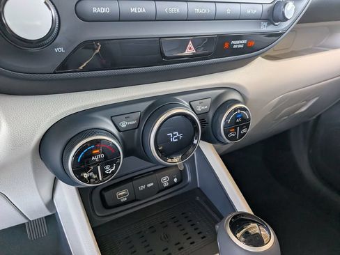 New 2026 Hyundai Venue SEL FWD image 20