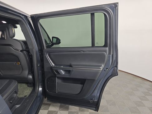 Used 2024 Rivian R1S Adventure AWD/4WD image 19