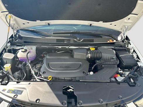 New 2026 Chrysler Pacifica Select image 34