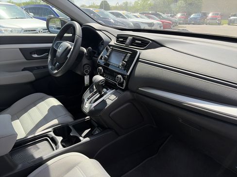 Used 2017 Honda CR-V LX image 14