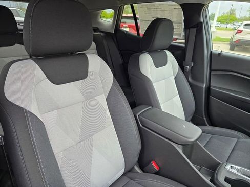 New 2026 Chevrolet Trax LS w/ Driver Confidence Package FWD image 19