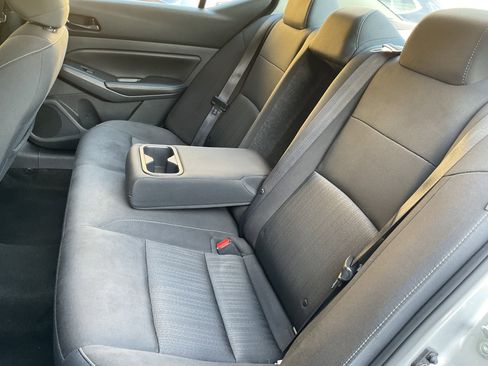 Used 2024 Nissan Altima 2.5 SV image 34