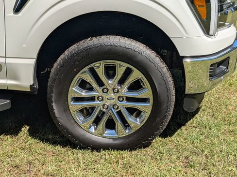 New 2025 Ford F150 Lariat w/ Equipment Group 502A High image 18