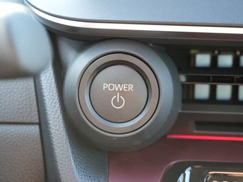 Used 2026 Toyota Prius Plug-In Hybrid FWD image 30