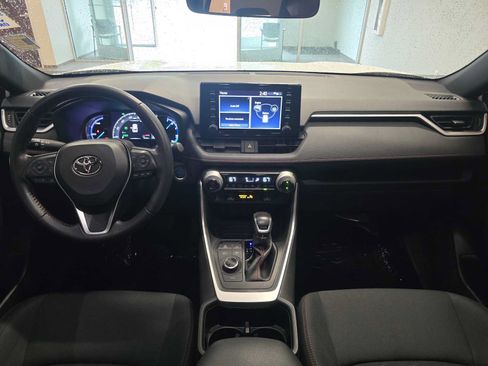 Certified 2022 Toyota RAV4 SE w/ Weather & Moonroof Package AWD/4WD image 9