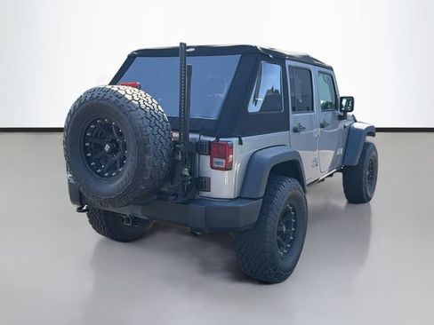 Used 2017 Jeep Wrangler Unlimited Sport w/ Quick Order Package 24S AWD/4WD image 7