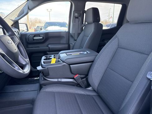 New 2026 Chevrolet Silverado 1500 Custom Trail Boss w/ LPO, Dark Essentials Package image 5