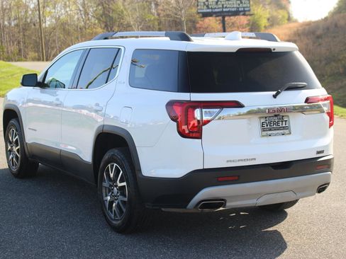 Used 2023 GMC Acadia SLE w/ Driver Convenience Package FWD image 5