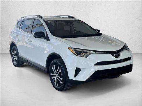 Used 2018 Toyota RAV4 LE w/ Carpet Mat Package FWD image 5