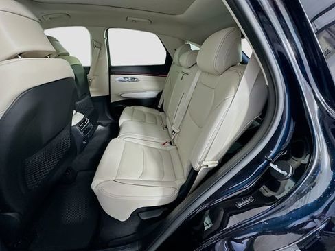 New 2026 Genesis GV70 2.5T Advanced AWD/4WD image 17