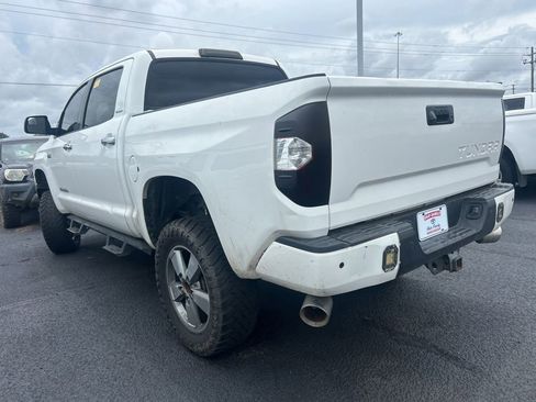 Used 2016 Toyota Tundra Limited w/ Limited Premium Package RWD image 3