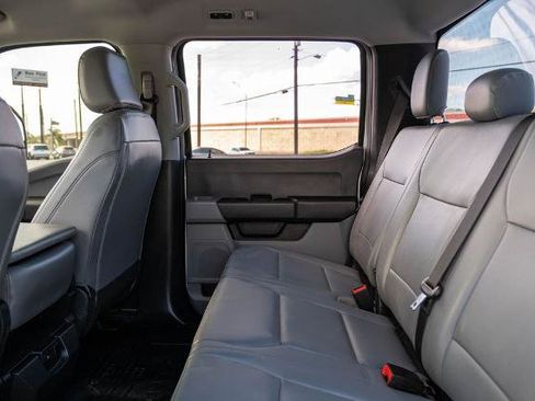 Certified 2025 Ford F250 XL AWD/4WD image 17
