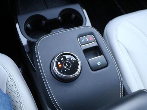 Used 2022 Ford Mustang Mach-E Premium image 21