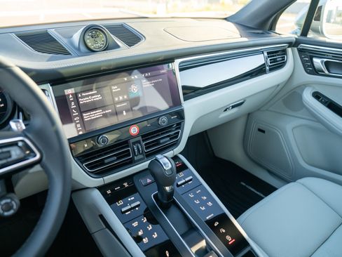 New 2026 Porsche Macan S AWD/4WD image 16